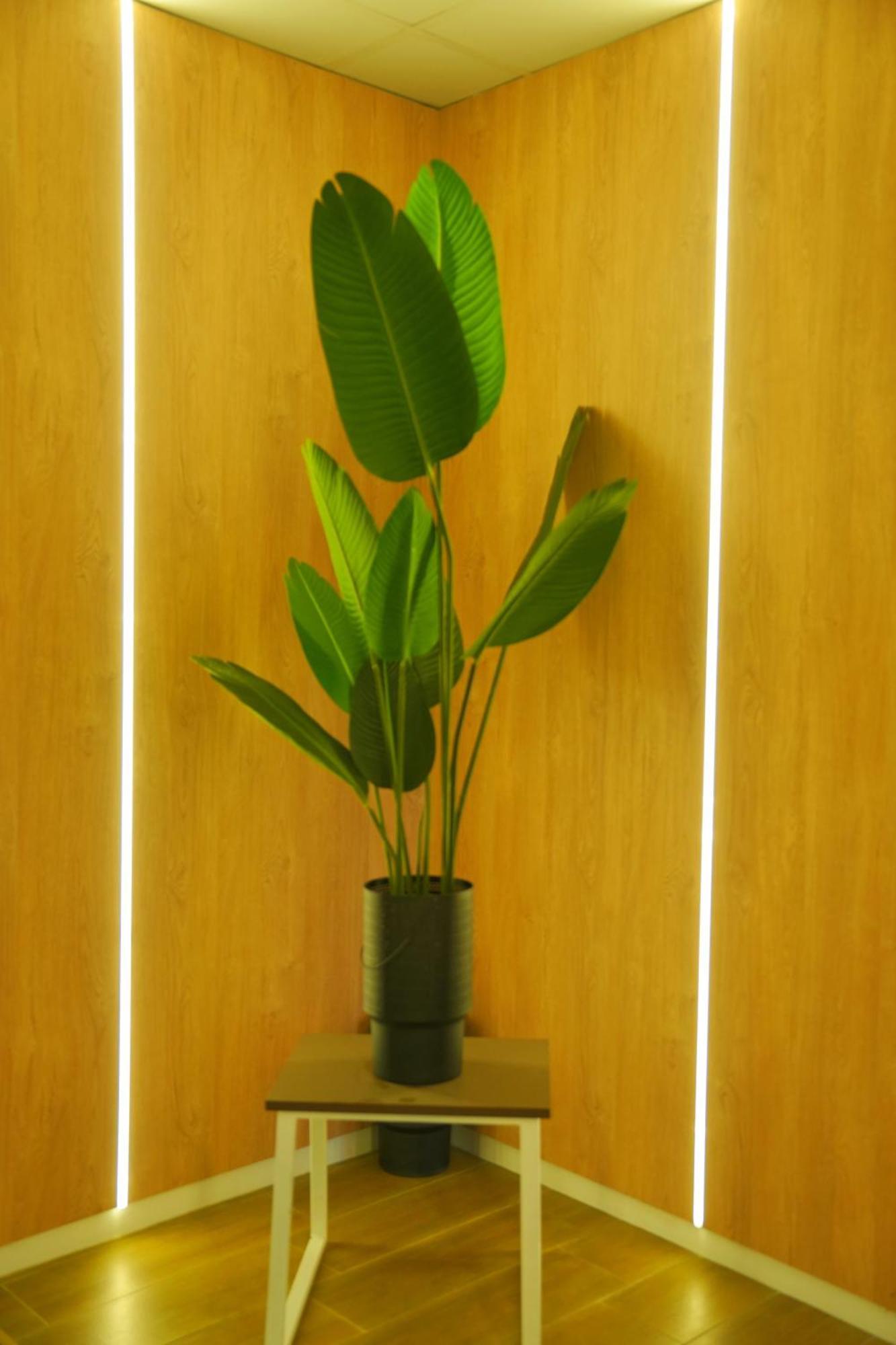 4Guest Hotel Erevan Esterno foto