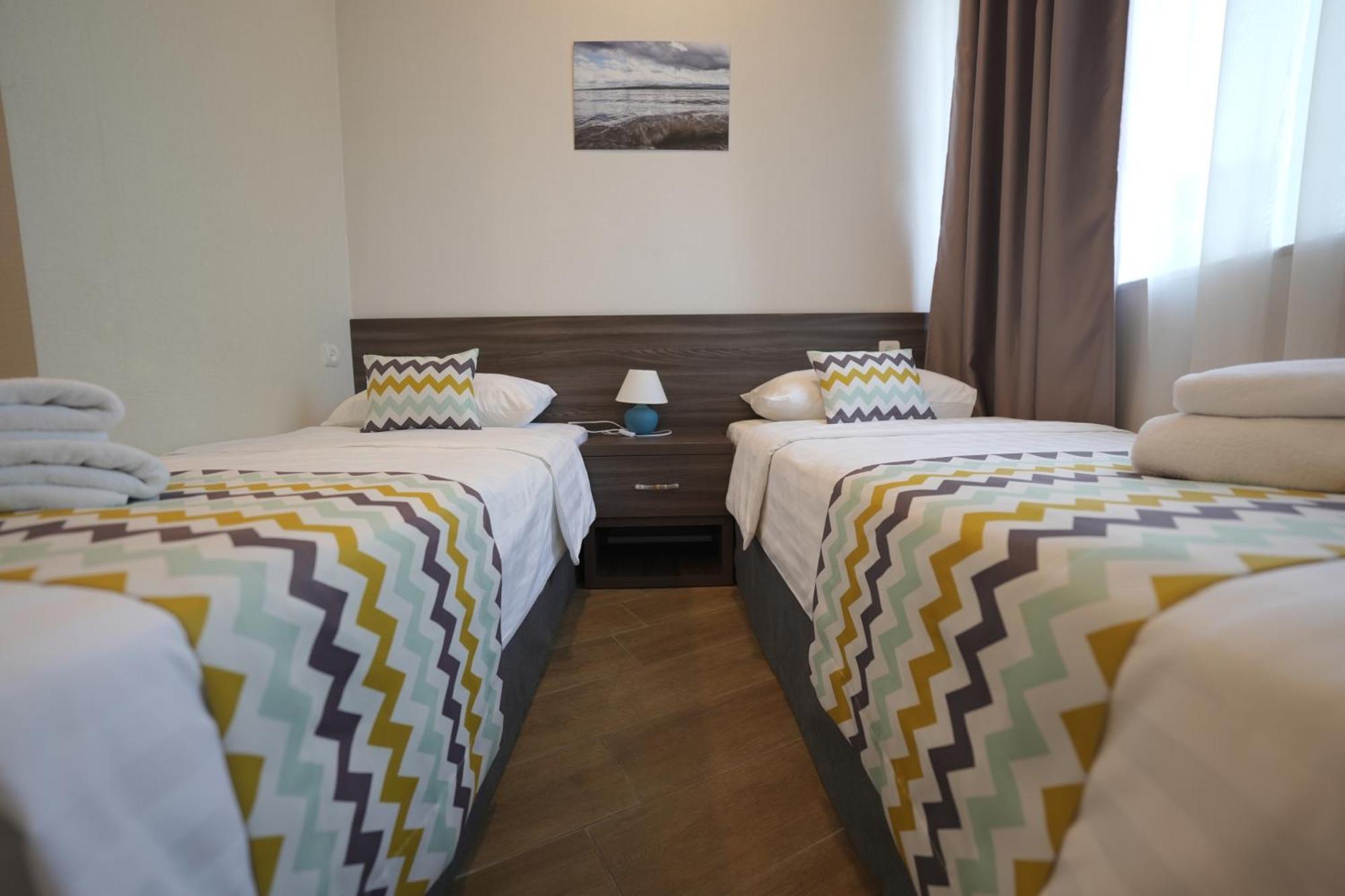 4Guest Hotel Erevan Esterno foto